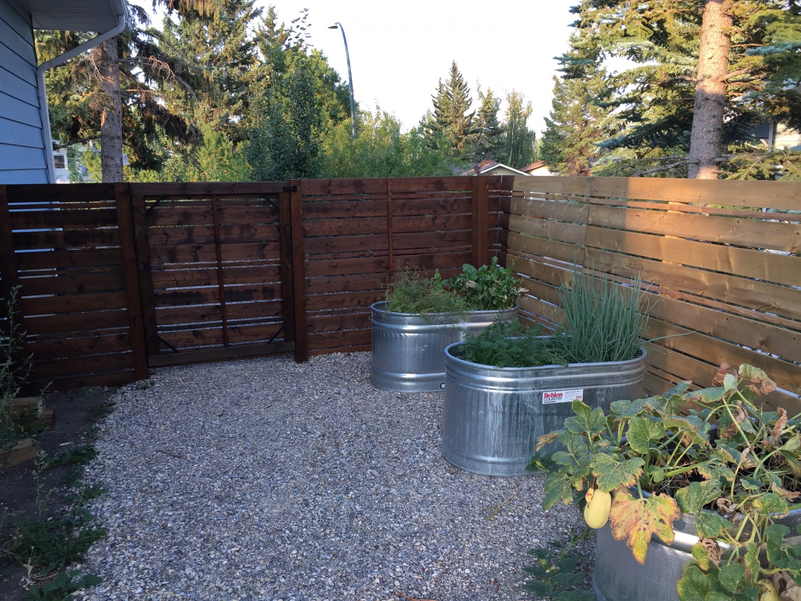 deck builders calgary