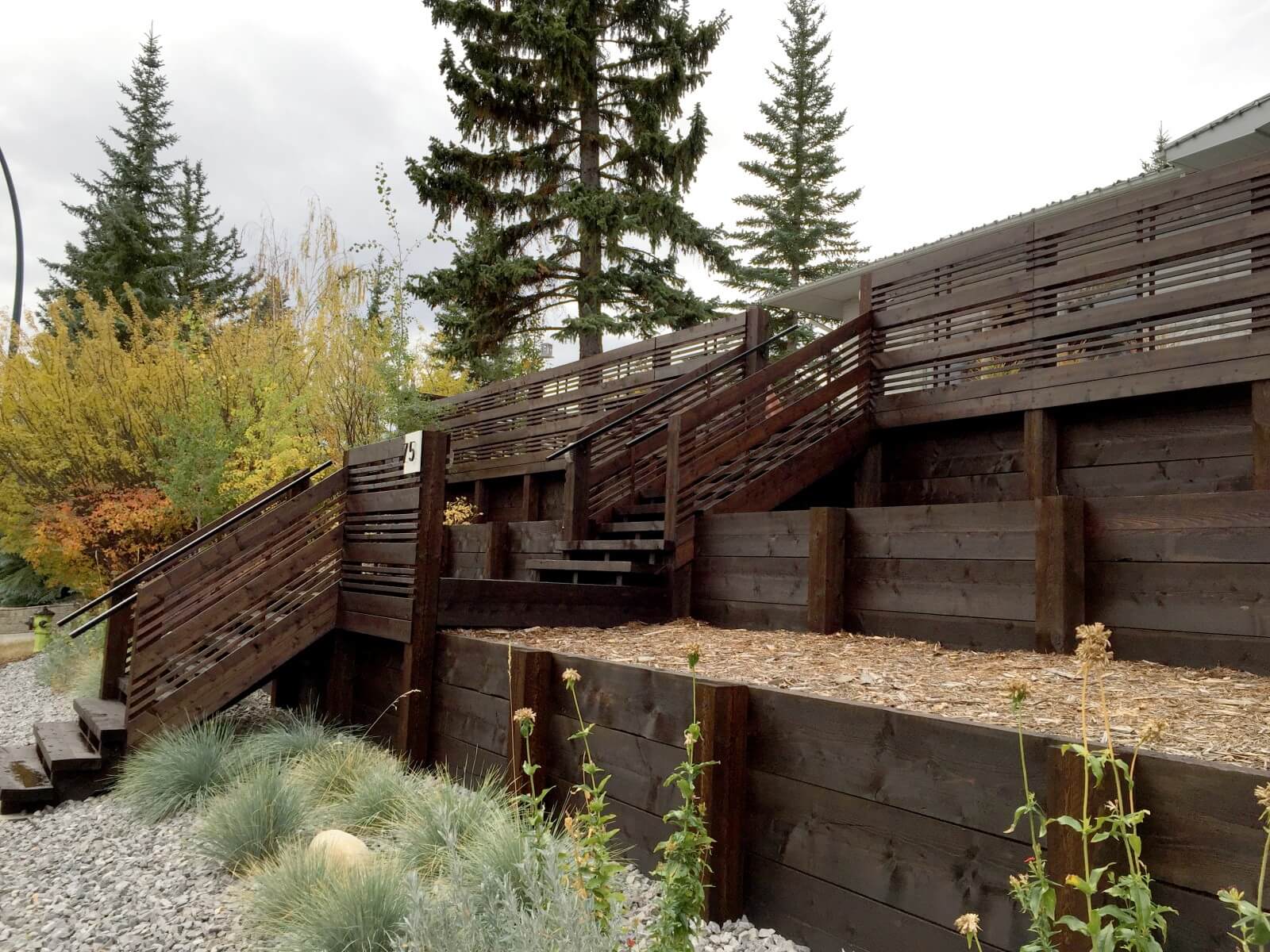 deck railings calgary