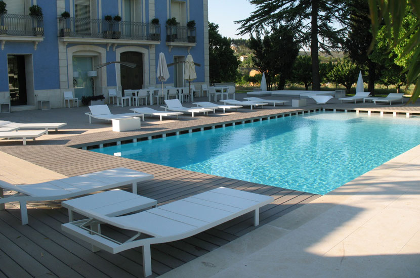 How Do Timbertech Composite PVC Decking Products Stack Up Against Wood? 3