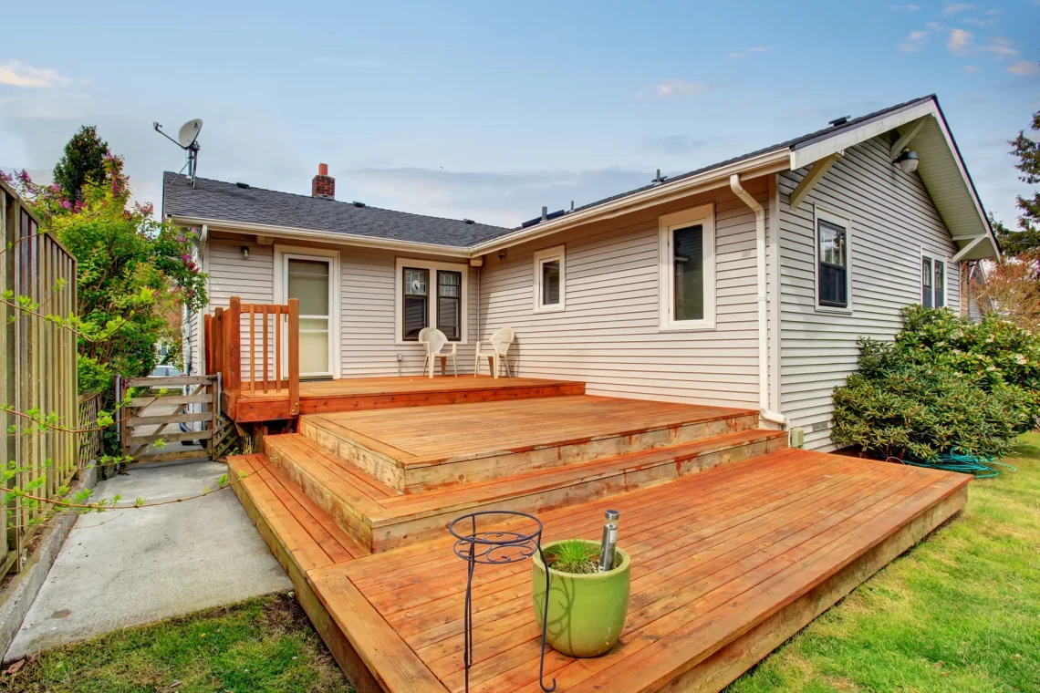 deck builders calgary