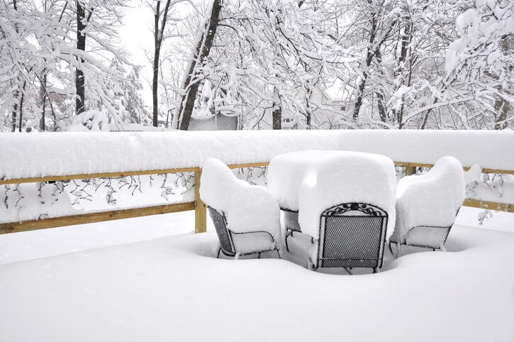 How Well Will Your Deck Materials Stand Up to Our Harsh Edmonton Winters?